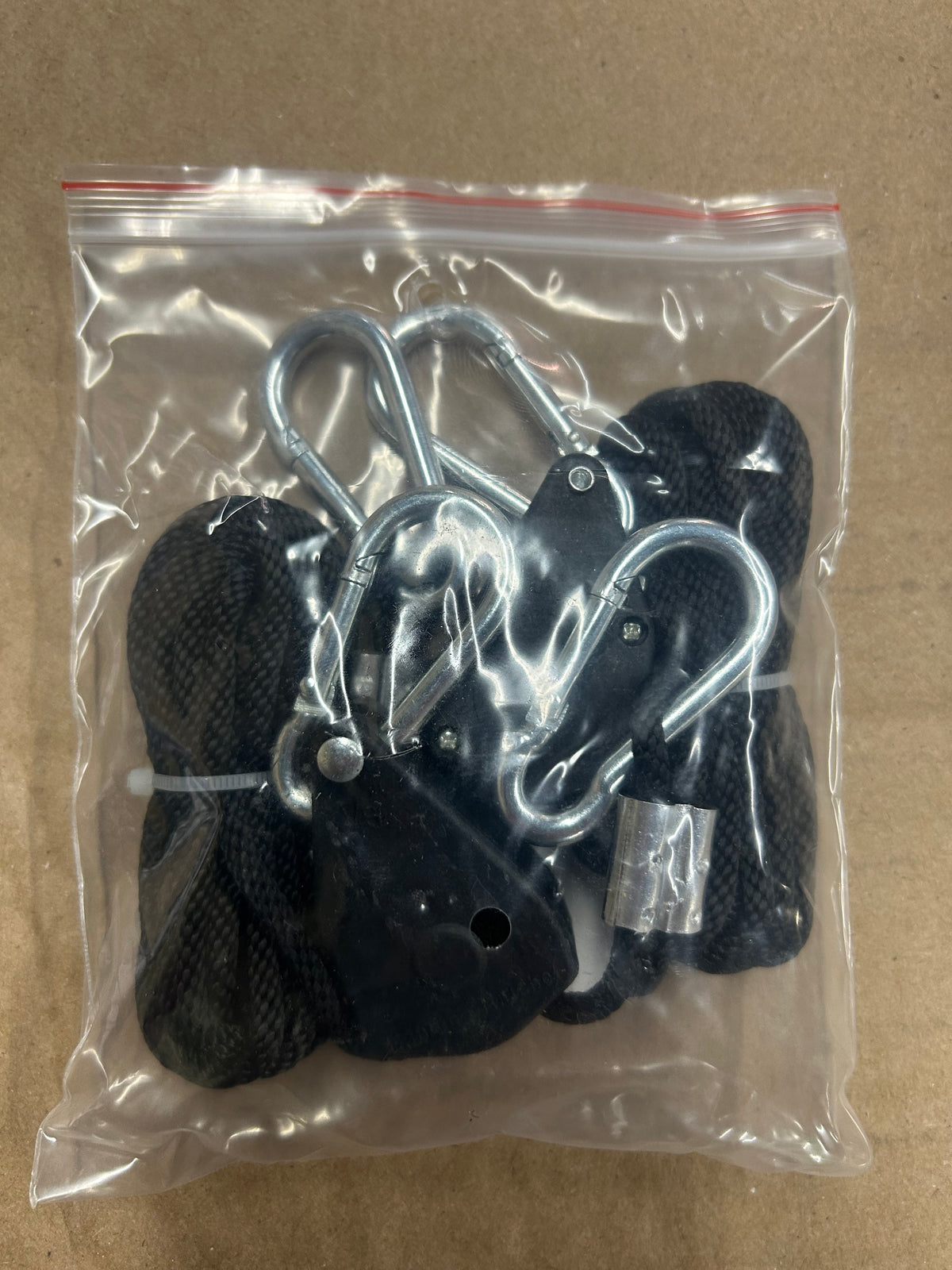 Rope Ratcheting Light Hangers 1/8in (2pcs per pack, Commercial Packaging)